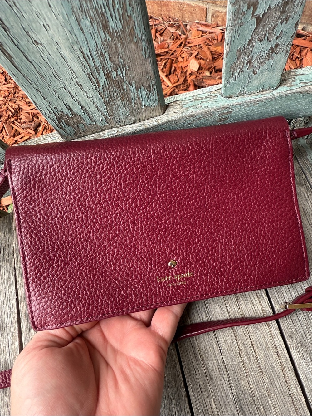 Kate spade โ ๏ธ Maroon Eden Lane Jacinda Crossbody Bag w/a darling bow ๐ accent - Picture 9 of 15